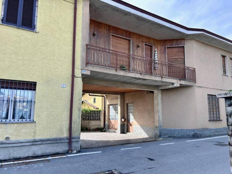 Apartamento Casa Lucia A Carugo Exterior foto